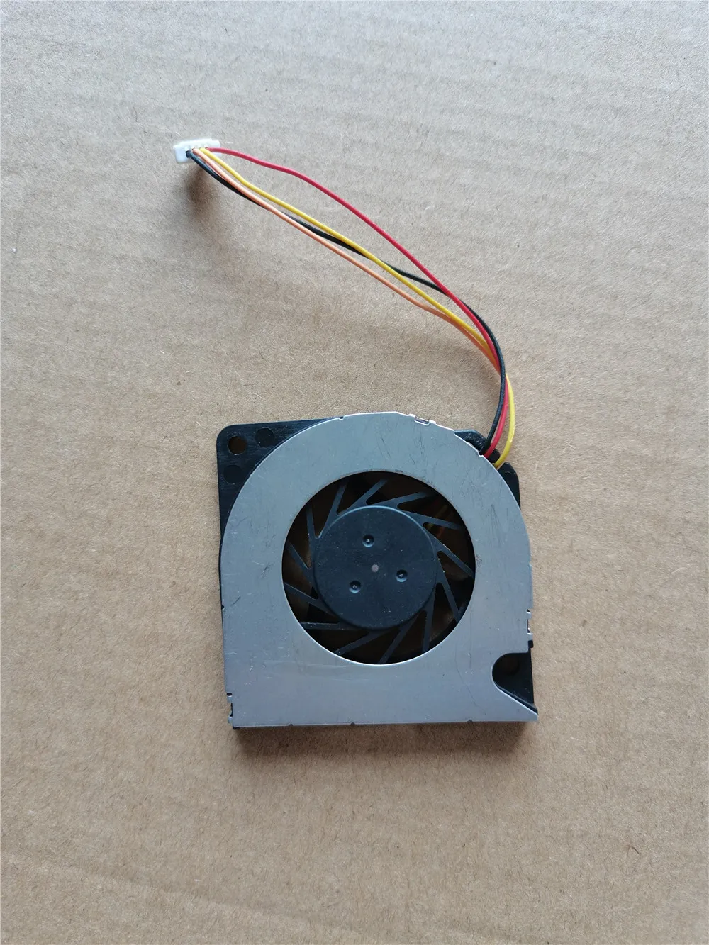 Neuer original laptop/notebook – Cpu Cooler Bewertung und Preis