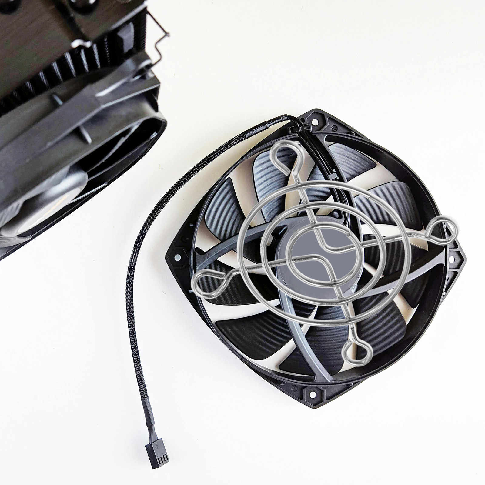2 Stück Kühlerventilator-Gitte – Case Fan Bewertung und Preis